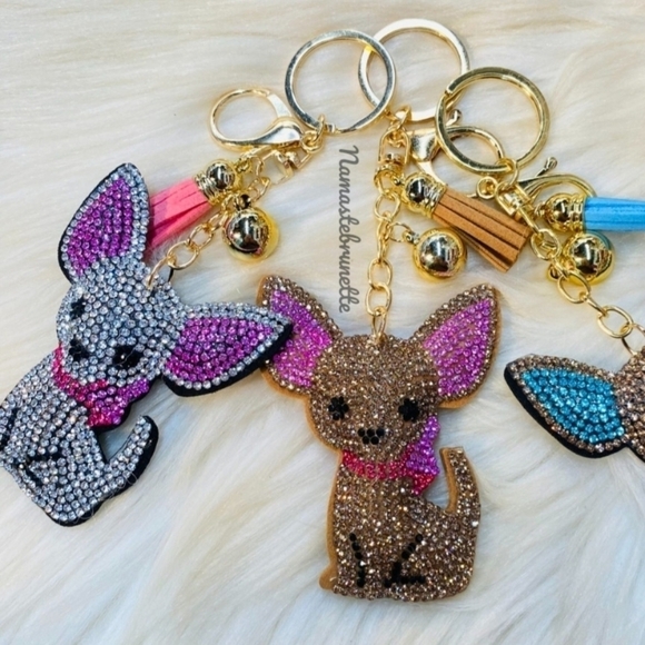 Chihuahua Dog Crystal Rhinestone Keychain Bag Charm With Tan Tassel - Picture 15 of 17